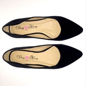 Velvet slip on shoes women's size 7 Penny Loves Kenny Soft black Flats
